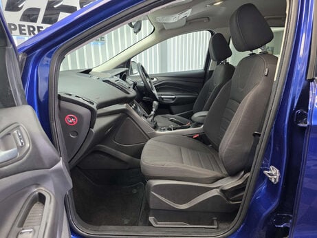 Ford Kuga 2.0 TDCi Zetec SUV 5dr Diesel Manual 2WD Euro 6 (s/s) (150 ps) 27