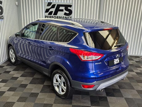 Ford Kuga 2.0 TDCi Zetec SUV 5dr Diesel Manual 2WD Euro 6 (s/s) (150 ps) 31