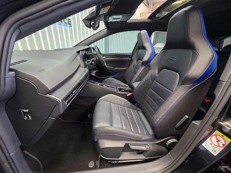 Volkswagen Golf 2.0 TSI R Hatchback 5dr Petrol DSG 4Motion Euro 6 (s/s) (320 ps) 9