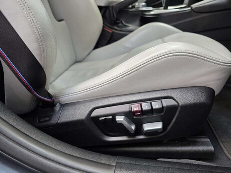BMW M3 3.0 BiTurbo Competition Saloon 4dr Petrol DCT Euro 6 (s/s) (450 ps) 7