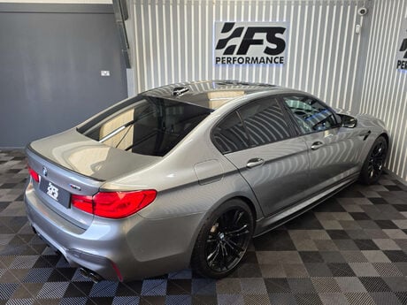 BMW M5 4.4 V8 GPF Saloon 4dr Petrol Steptronic xDrive Euro 6 (s/s) (600 ps) 52