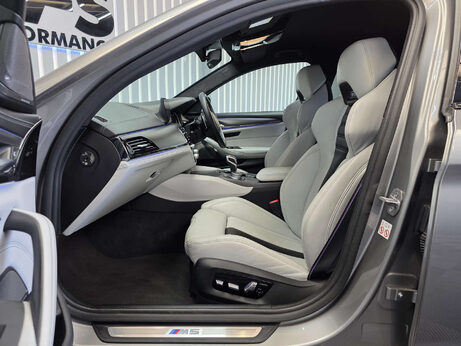 BMW M5 4.4 V8 GPF Saloon 4dr Petrol Steptronic xDrive Euro 6 (s/s) (600 ps) 51