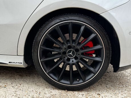 Mercedes-Benz A Class 2.0 A35 AMG (Premium Plus) Hatchback 5dr Petrol SpdS DCT 4MATIC Euro 6 (s/s 20