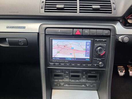 Audi RS4 4.2 Saloon 4dr Petrol Manual quattro (324 g/km, 415 bhp) 10