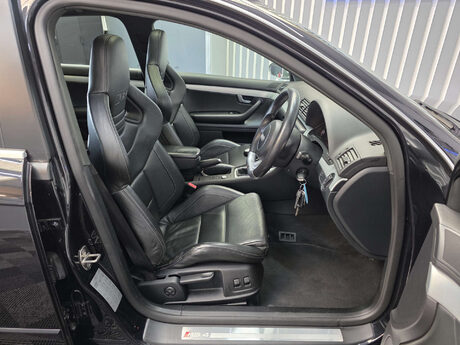 Audi RS4 4.2 Saloon 4dr Petrol Manual quattro (324 g/km, 415 bhp) 22
