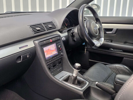 Audi RS4 4.2 Saloon 4dr Petrol Manual quattro (324 g/km, 415 bhp) 23