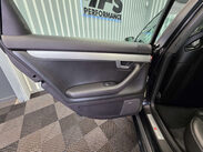 Audi RS4 4.2 Saloon 4dr Petrol Manual quattro (324 g/km, 415 bhp) 28