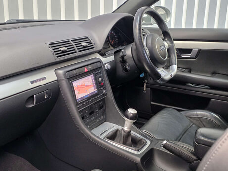 Audi RS4 4.2 Saloon 4dr Petrol Manual quattro (324 g/km, 415 bhp) 26