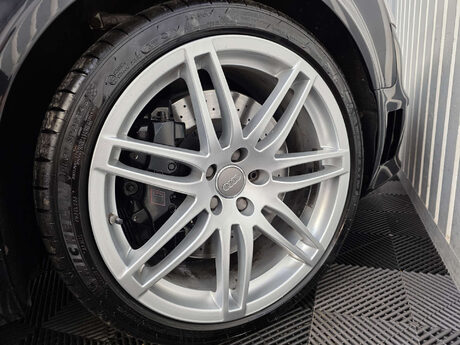 Audi RS4 4.2 Saloon 4dr Petrol Manual quattro (324 g/km, 415 bhp) 38