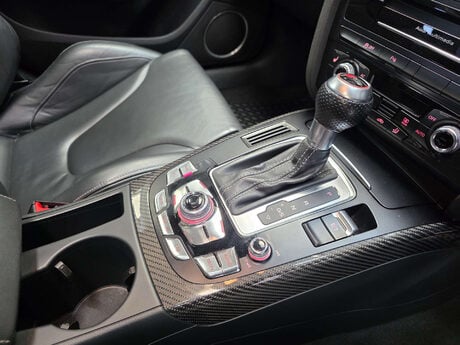 Audi RS4 4.2 FSI V8 Estate 5dr Petrol S Tronic quattro Euro 5 (450 ps) 10