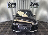 Audi RS4 4.2 FSI V8 Estate 5dr Petrol S Tronic quattro Euro 5 (450 ps) 17