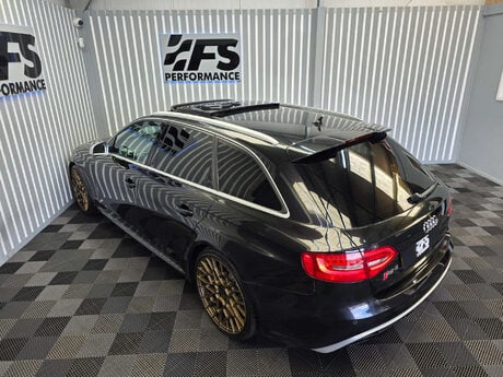 Audi RS4 4.2 FSI V8 Estate 5dr Petrol S Tronic quattro Euro 5 (450 ps) 19