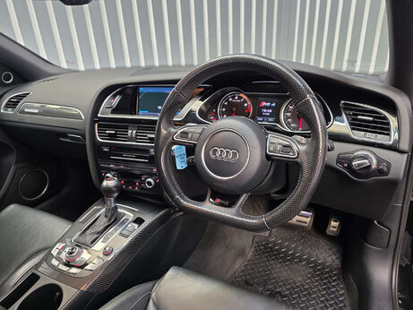 Audi RS4 4.2 FSI V8 Estate 5dr Petrol S Tronic quattro Euro 5 (450 ps) 20