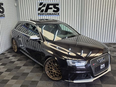 Audi RS4 4.2 FSI V8 Estate 5dr Petrol S Tronic quattro Euro 5 (450 ps) 31