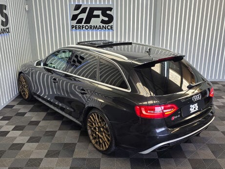 Audi RS4 4.2 FSI V8 Estate 5dr Petrol S Tronic quattro Euro 5 (450 ps) 34