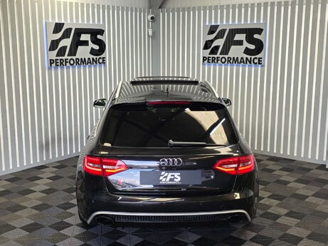 Audi RS4 4.2 FSI V8 Estate 5dr Petrol S Tronic quattro Euro 5 (450 ps) 35