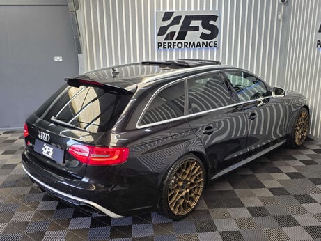 Audi RS4 4.2 FSI V8 Estate 5dr Petrol S Tronic quattro Euro 5 (450 ps) 36