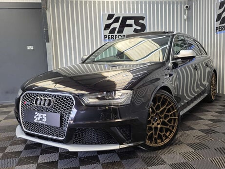 Audi RS4 4.2 FSI V8 Estate 5dr Petrol S Tronic quattro Euro 5 (450 ps) 42
