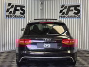 Audi RS4 4.2 FSI V8 Estate 5dr Petrol S Tronic quattro Euro 5 (450 ps) 48