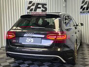 Audi RS4 4.2 FSI V8 Estate 5dr Petrol S Tronic quattro Euro 5 (450 ps) 49