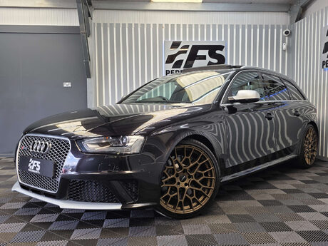 Audi RS4 4.2 FSI V8 Estate 5dr Petrol S Tronic quattro Euro 5 (450 ps) 3