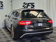Audi RS4 4.2 FSI V8 Estate 5dr Petrol S Tronic quattro Euro 5 (450 ps) 47