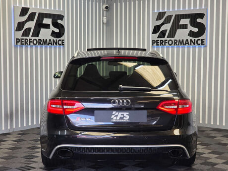 Audi RS4 4.2 FSI V8 Estate 5dr Petrol S Tronic quattro Euro 5 (450 ps) 48