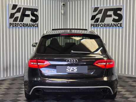 Audi RS4 4.2 FSI V8 Estate 5dr Petrol S Tronic quattro Euro 5 (450 ps) 44