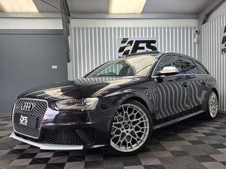 Audi RS4 4.2 FSI V8 Estate 5dr Petrol S Tronic quattro Euro 5 (450 ps) 41