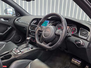 Audi RS4 4.2 FSI V8 Estate 5dr Petrol S Tronic quattro Euro 5 (450 ps) 23