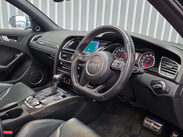Audi RS4 4.2 FSI V8 Estate 5dr Petrol S Tronic quattro Euro 5 (450 ps) 41
