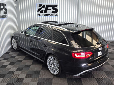Audi RS4 4.2 FSI V8 Estate 5dr Petrol S Tronic quattro Euro 5 (450 ps) 37