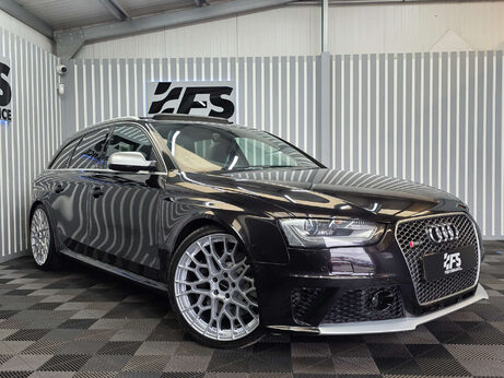 Audi RS4 4.2 FSI V8 Estate 5dr Petrol S Tronic quattro Euro 5 (450 ps) 39