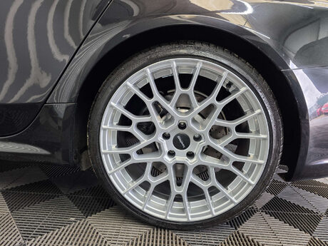 Audi RS4 4.2 FSI V8 Estate 5dr Petrol S Tronic quattro Euro 5 (450 ps) 29