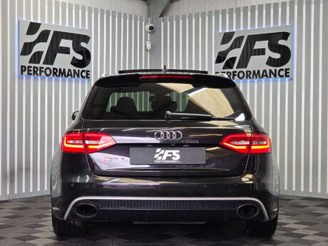 Audi RS4 4.2 FSI V8 Estate 5dr Petrol S Tronic quattro Euro 5 (450 ps) 47