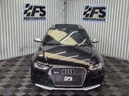 Audi RS4 4.2 FSI V8 Estate 5dr Petrol S Tronic quattro Euro 5 (450 ps) 35