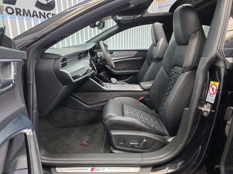 Audi RS7 4.0 TFSI V8 Carbon Black Sportback 5dr Petrol Tiptronic quattro Euro 6 (s/s 46