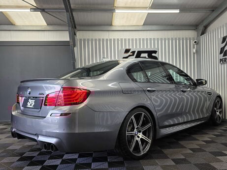 BMW M5 4.4 V8 Saloon 4dr Petrol DCT Euro 6 (s/s) (560 ps) 2
