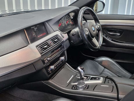 BMW M5 4.4 V8 Saloon 4dr Petrol DCT Euro 6 (s/s) (560 ps) 19