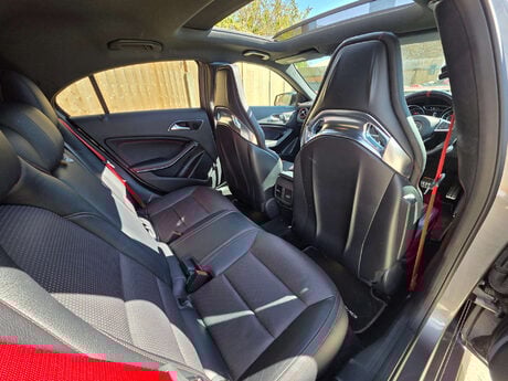 Mercedes-Benz A Class 2.0 A45 AMG Hatchback 5dr Petrol SpdS DCT 4MATIC Euro 6 (s/s) (360 ps) 7