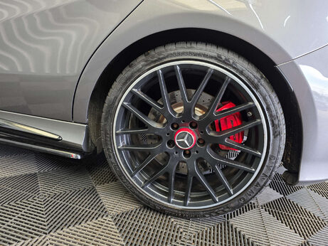 Mercedes-Benz A Class 2.0 A45 AMG Hatchback 5dr Petrol SpdS DCT 4MATIC Euro 6 (s/s) (360 ps) 25
