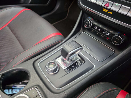 Mercedes-Benz A Class 2.0 A45 AMG Hatchback 5dr Petrol SpdS DCT 4MATIC Euro 6 (s/s) (360 ps) 6
