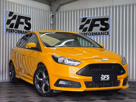 Ford Focus 2.0T EcoBoost ST-2 Hatchback 5dr Petrol Manual Euro 6 (s/s) (250 ps)