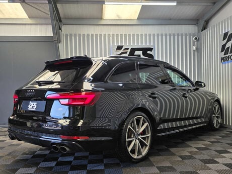 Audi S4 3.0 TFSI V6 Estate 5dr Petrol Tiptronic quattro Euro 6 (s/s) (354 ps) 1