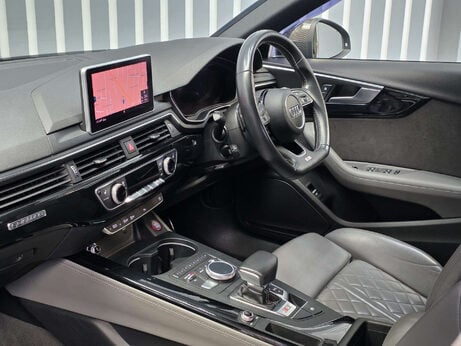 Audi S4 3.0 TFSI V6 Estate 5dr Petrol Tiptronic quattro Euro 6 (s/s) (354 ps) 3