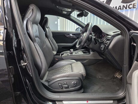 Audi S4 3.0 TFSI V6 Estate 5dr Petrol Tiptronic quattro Euro 6 (s/s) (354 ps) 20