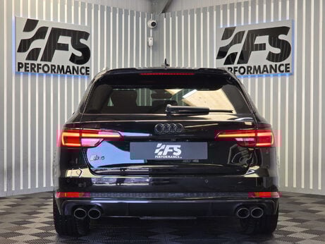 Audi S4 3.0 TFSI V6 Estate 5dr Petrol Tiptronic quattro Euro 6 (s/s) (354 ps) 32