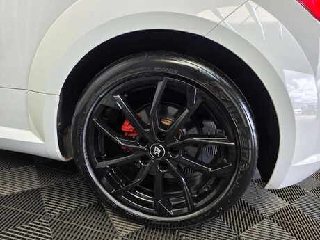 Audi TT 1.8 TFSI Sport Coupe 3dr Petrol Manual Euro 6 (s/s) (180 ps) 26