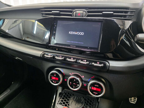 Alfa Romeo Giulietta 1.4 TB MultiAir Veloce Hatchback 5dr Petrol Manual Euro 5 (s/s) (170 bhp) 6