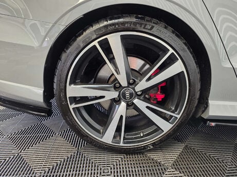 Audi RS3 2.5 TFSI Saloon 4dr Petrol S Tronic quattro Euro 6 (s/s) (400 ps) 25
